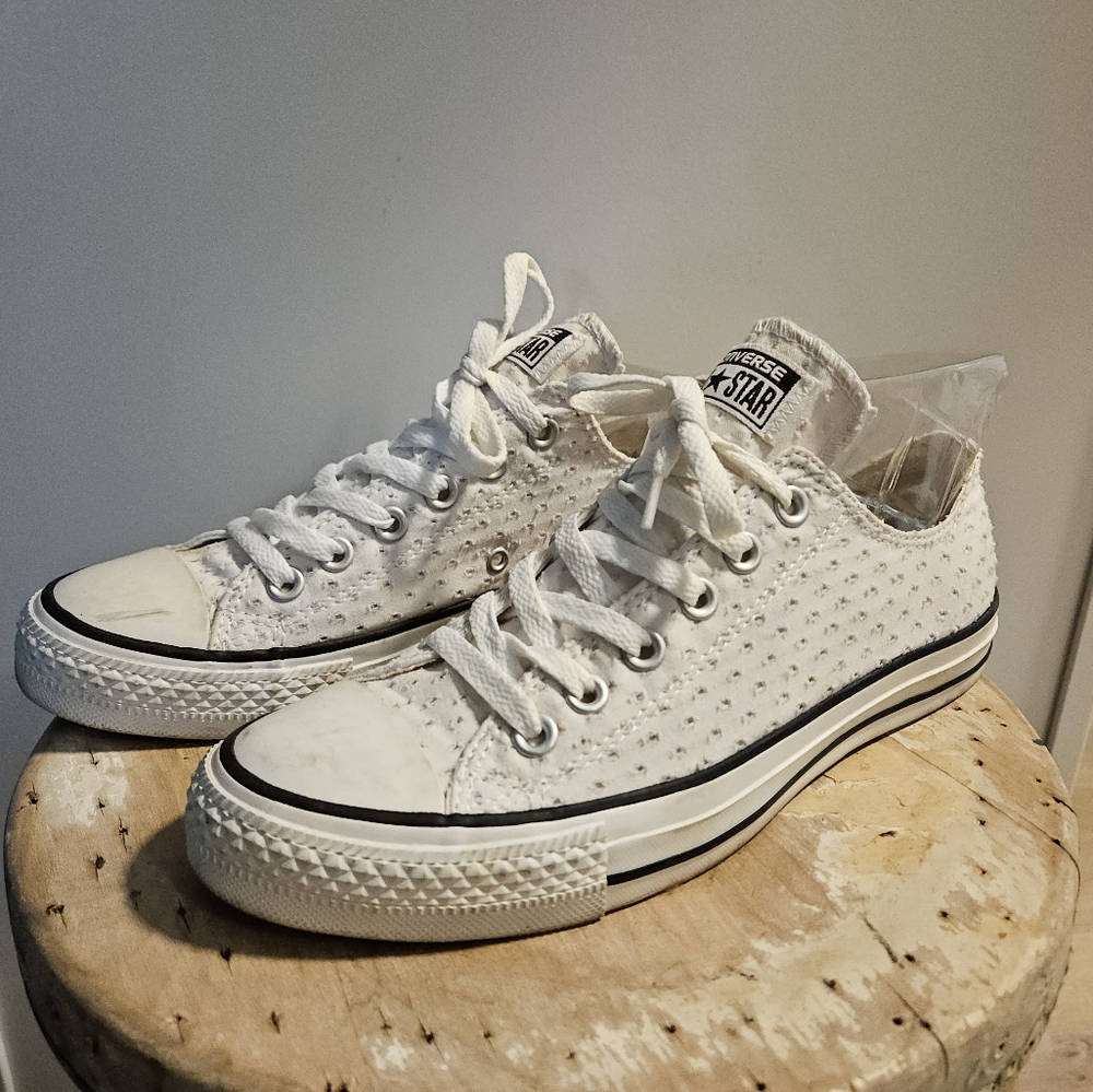 Unique White Eyelet Converse All Star 8